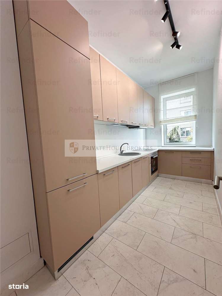 Domenii | 1Mai | Luxuria Residence | Bloc 2020 | Parcare | Curte 30MP - Imagine principală: 3/10