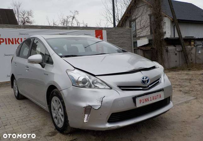 Toyota Prius+ - 1