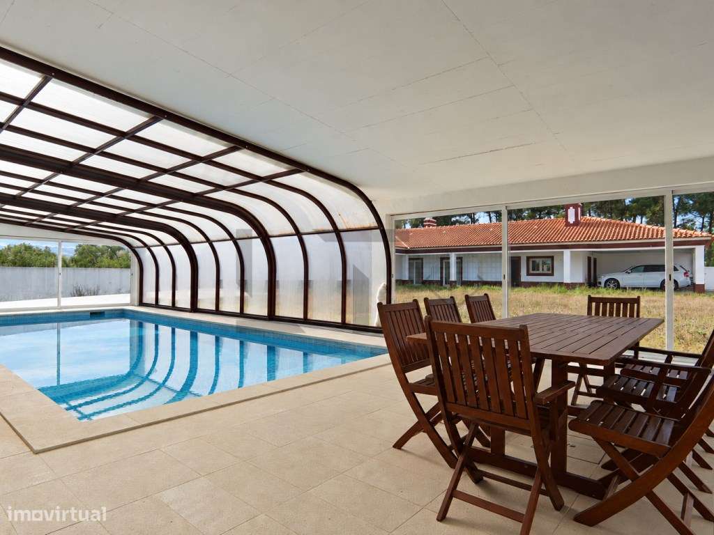 Quinta com 2 Moradias, 2 Campos de Ténis e Piscina, para Venda em P...-11