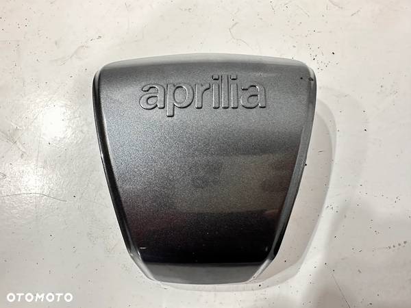 Klapka kierownicy Aprilia SXR - 1
