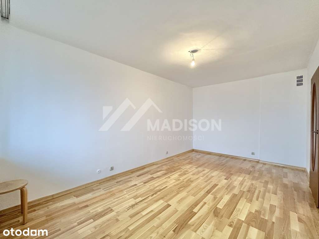 37 m2 | 2 pokoje | osobna kuchnia | loggia-3