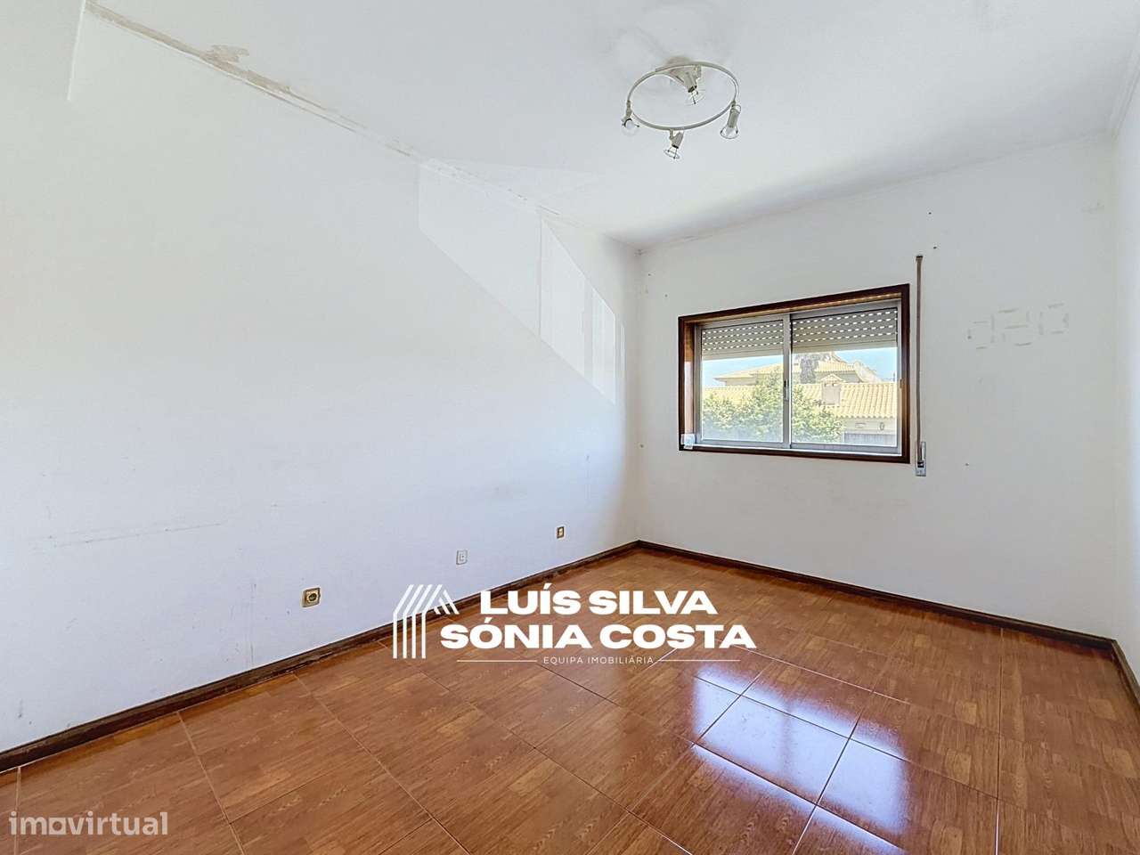 Apartamento T3 c/ Garagem, Varandas & Elevador – Centro da Feira...-18