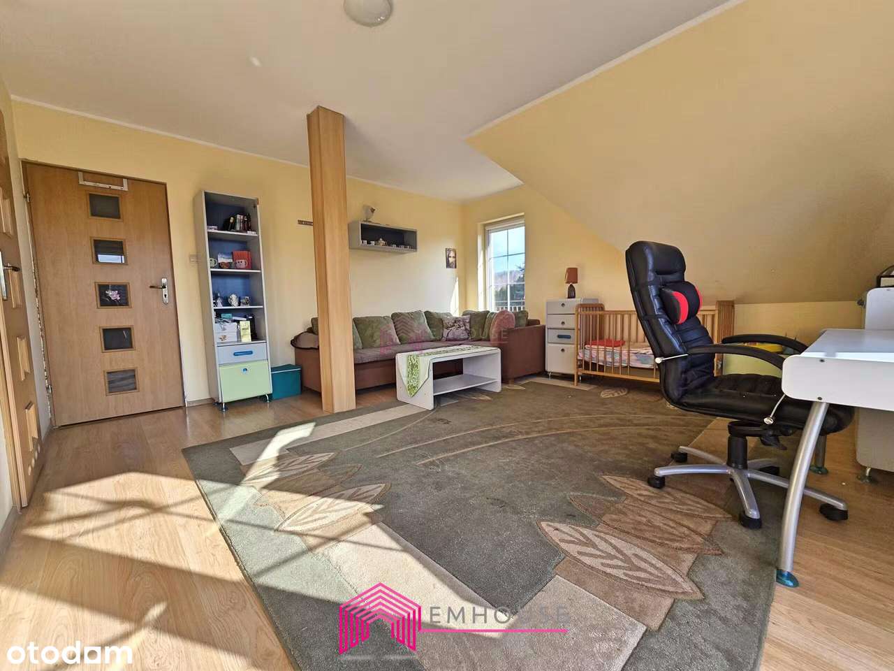 Wyjątkowy dom rodzinny – gotowy, by się w nim zakochać!-7