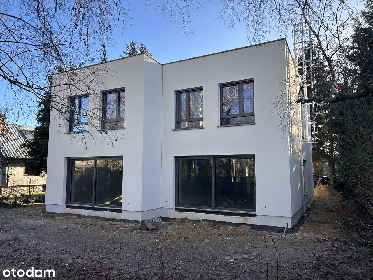 Nowy dom w spokojnej okolicy | wysoki standard | salon 45m okno HS - Pełny obrazek: 5/11