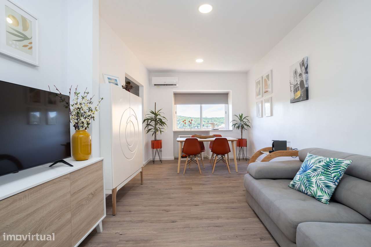 VENDA DE APARTAMENTO T1 - CAMPO DE OURIQUE-0