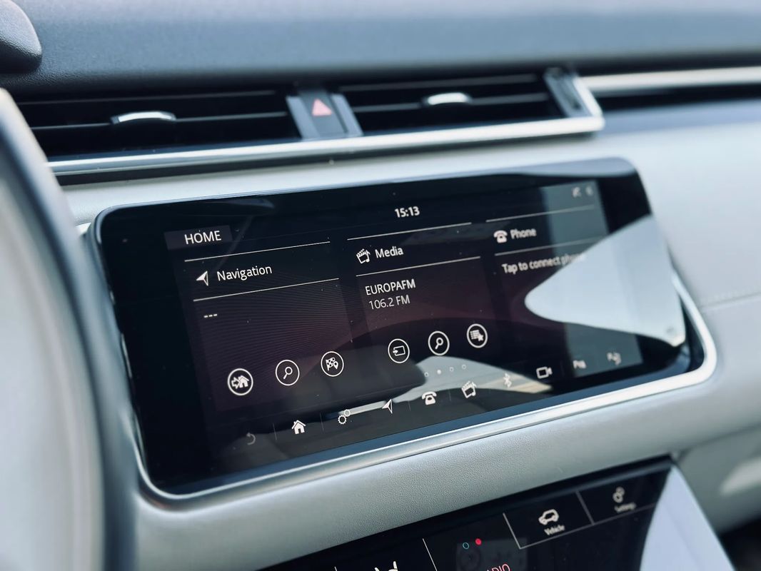 Land Rover Range Rover Velar 2.0 R-Dynamic HSE - 25