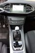 Peugeot 308 BlueHDi 130 Allure - 25