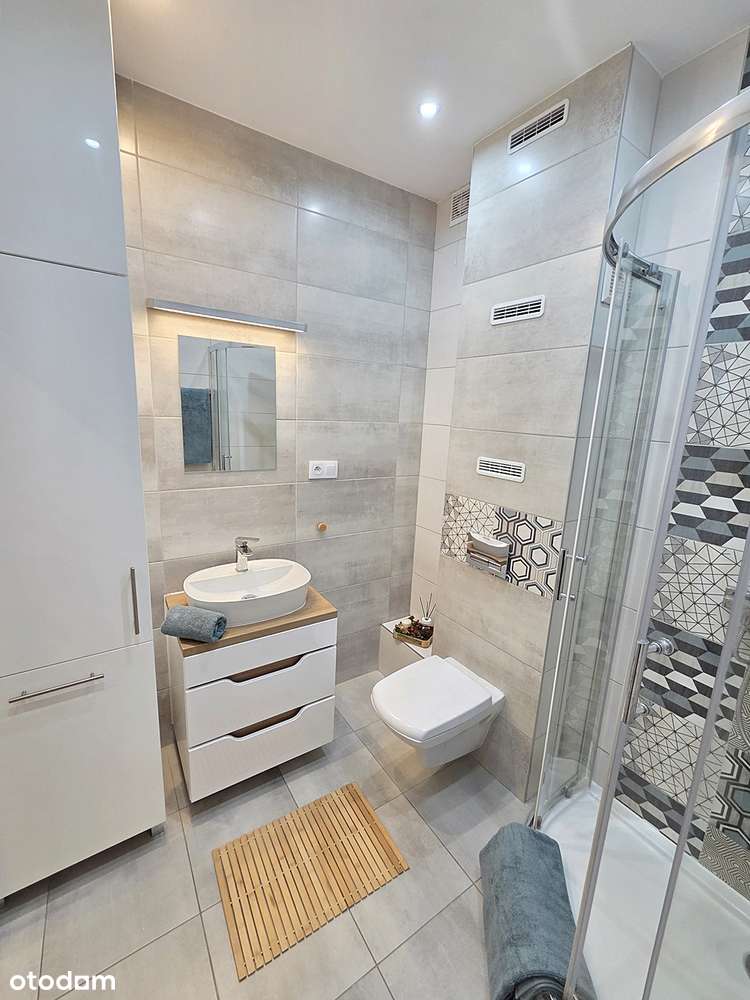 Bardzo ładne do wprowadzenia z parkingiem-14