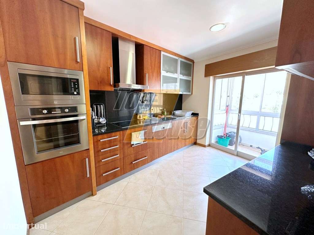 Apartamento T2 com Terraço de 40m2 - Santo António da Caparica - Grande imagem: 5/19