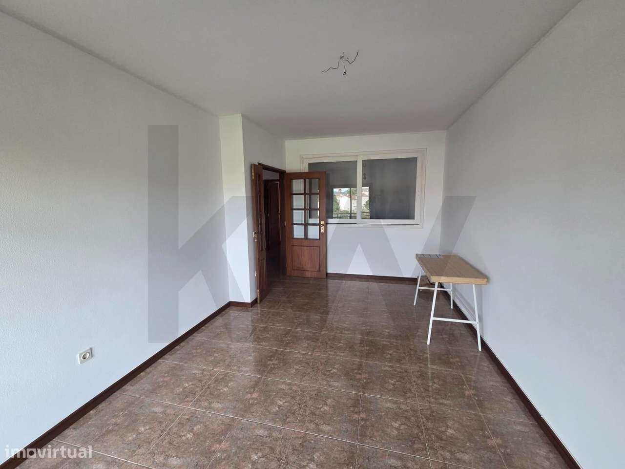 Apartamento T1+1 com garagem e arrumo em S. Romão do Coronado - Grande imagem: 4/26