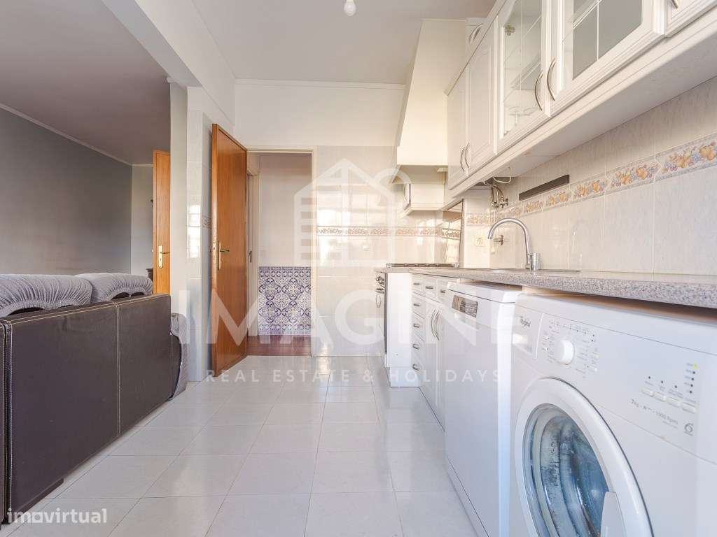 Apartamento T2 para venda na Avenida de Angola, Bairro do Liceu, Se...-8