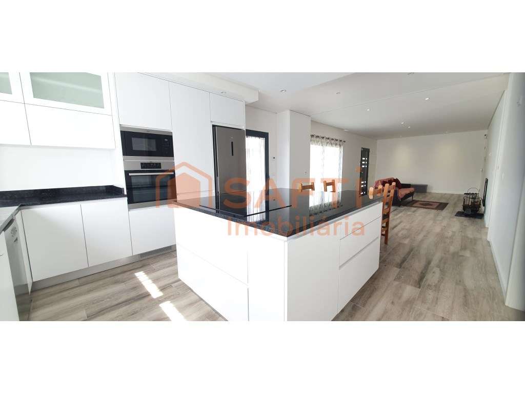 Moradia T4 Terrea em Marrazes e Barosa, Leiria - Grande imagem: 5/40