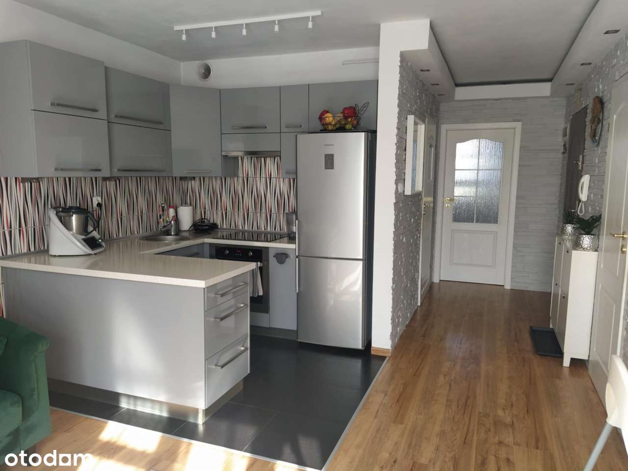 2-pokojowe mieszkanie na kameralnym osiedlu w Dywitach - Pełny obrazek: 4/6