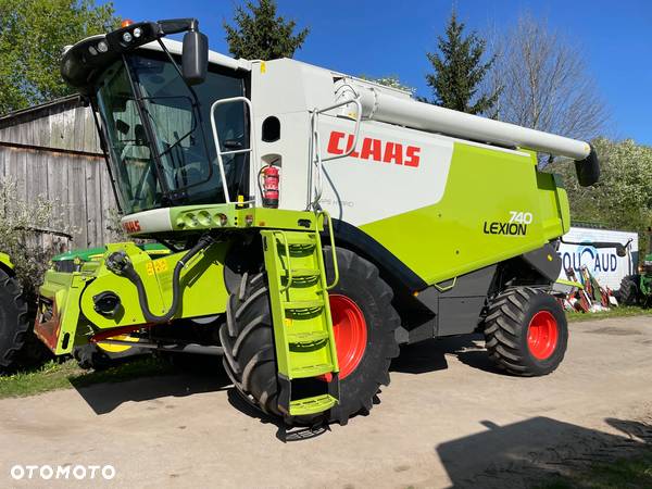 Claas Lexion 740 - 7