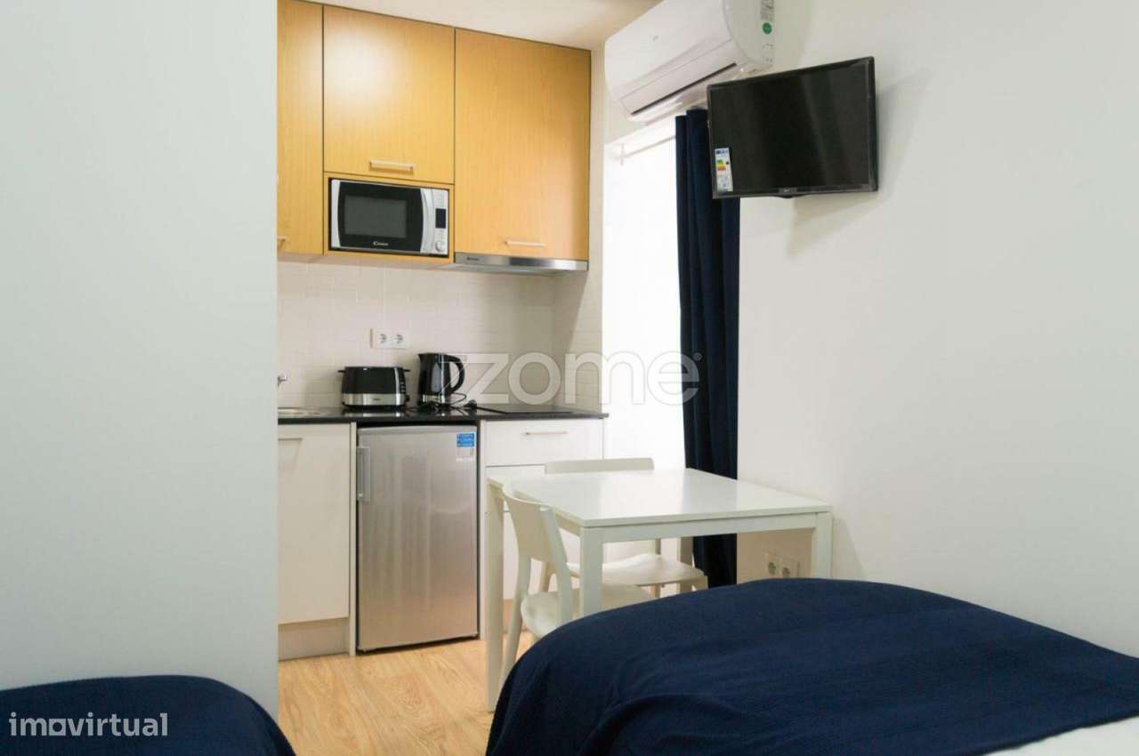 Hostel composto por 8 estúdios junto à Praça do peixe, Aveiro - Grande imagem: 3/22