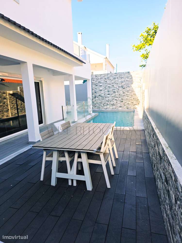 Oportunidade única - Moradia T4 em Belverde | Exclusividade e espaço-21