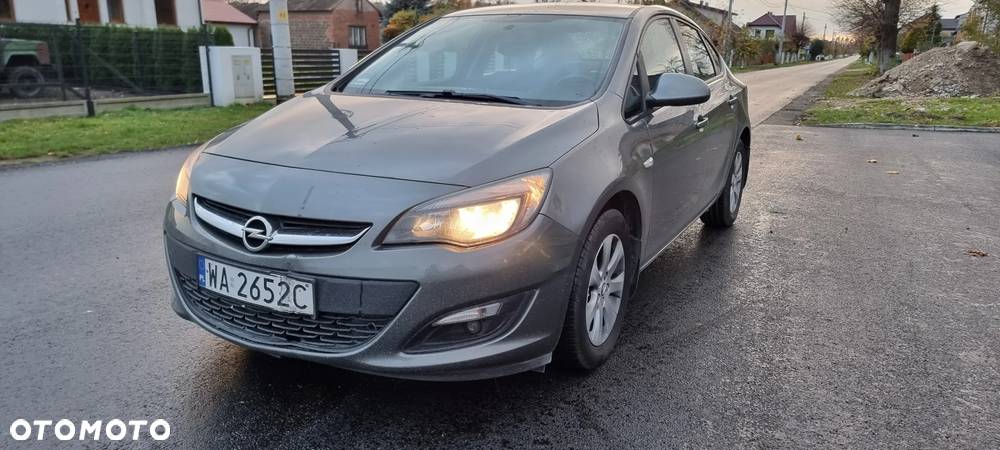 Opel Astra - 2