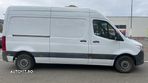 Mercedes-Benz Sprinter - 2