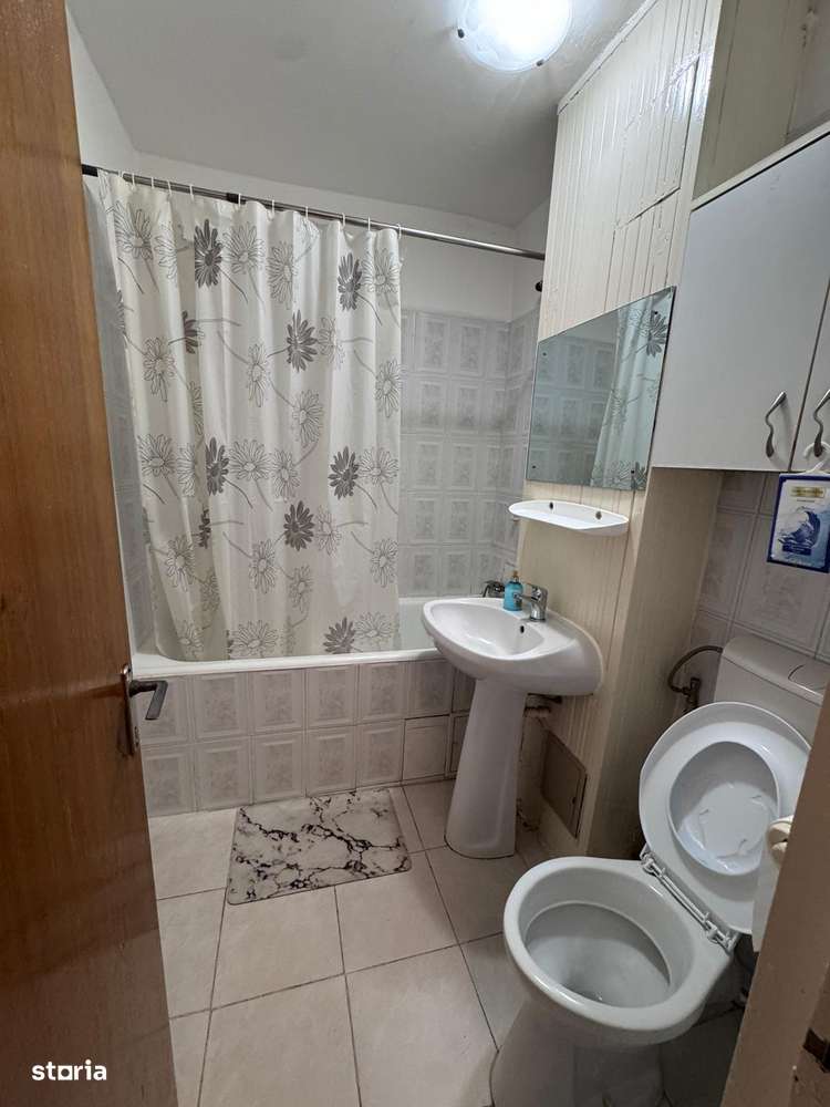 Costin Georgian stradal - Imagine principală: 4/7