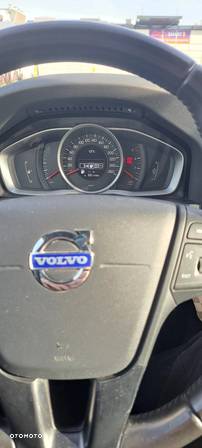 Volvo V60 D2 Momentum - 18