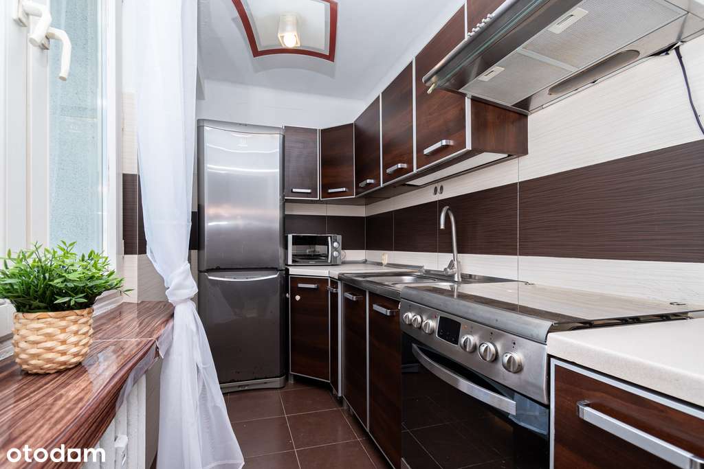 Na sprzedaż dwupokojowe mieszkanie z balkonem 47m2-2