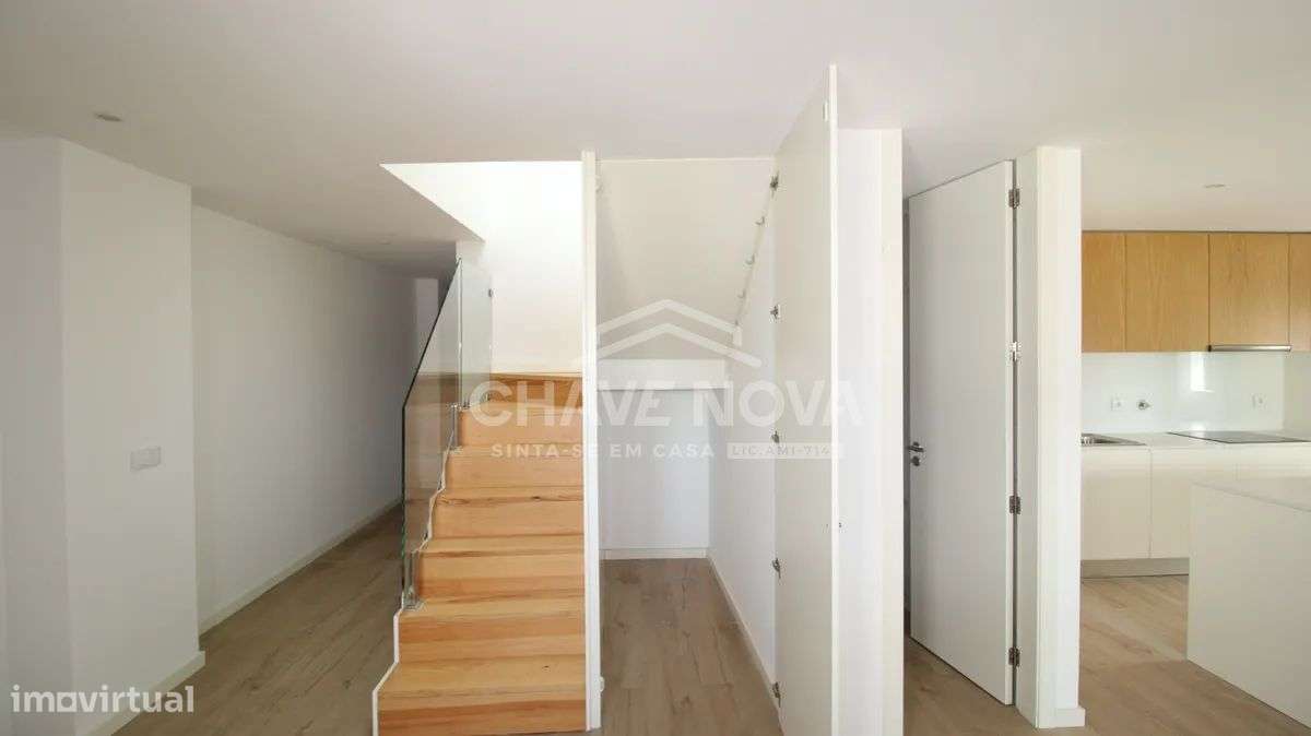 T2 Duplex Novo no Marquês – Porto-9