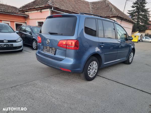 Volkswagen Touran 1.6 TDI DPF Highline - 22