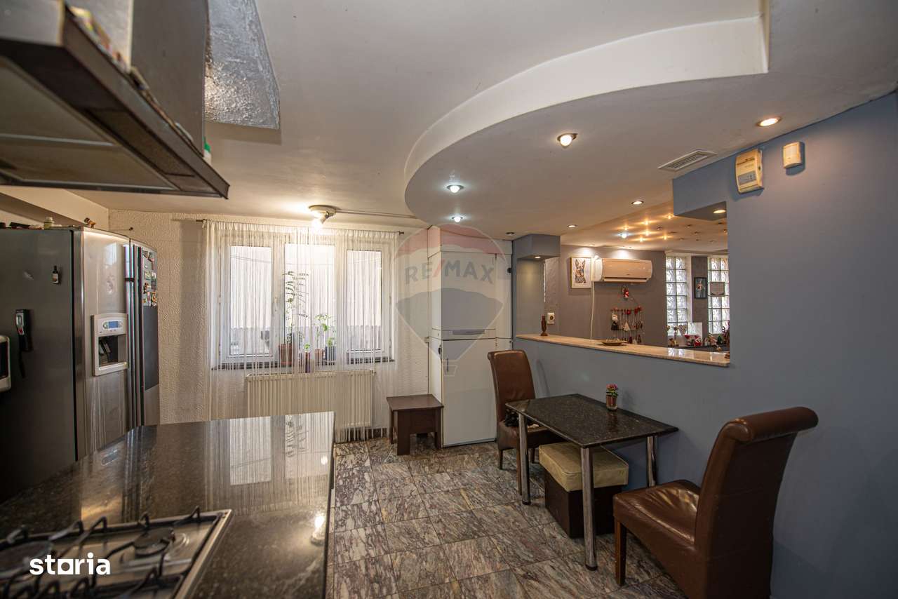 Casa 9 camere de vanzare 1200mp teren Cornetu Padure Lac Mihailesti-9