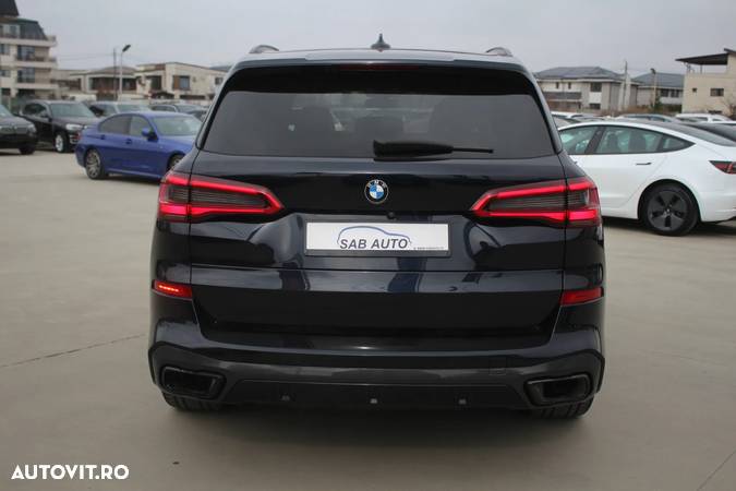 BMW X5 xDrive40i - 31