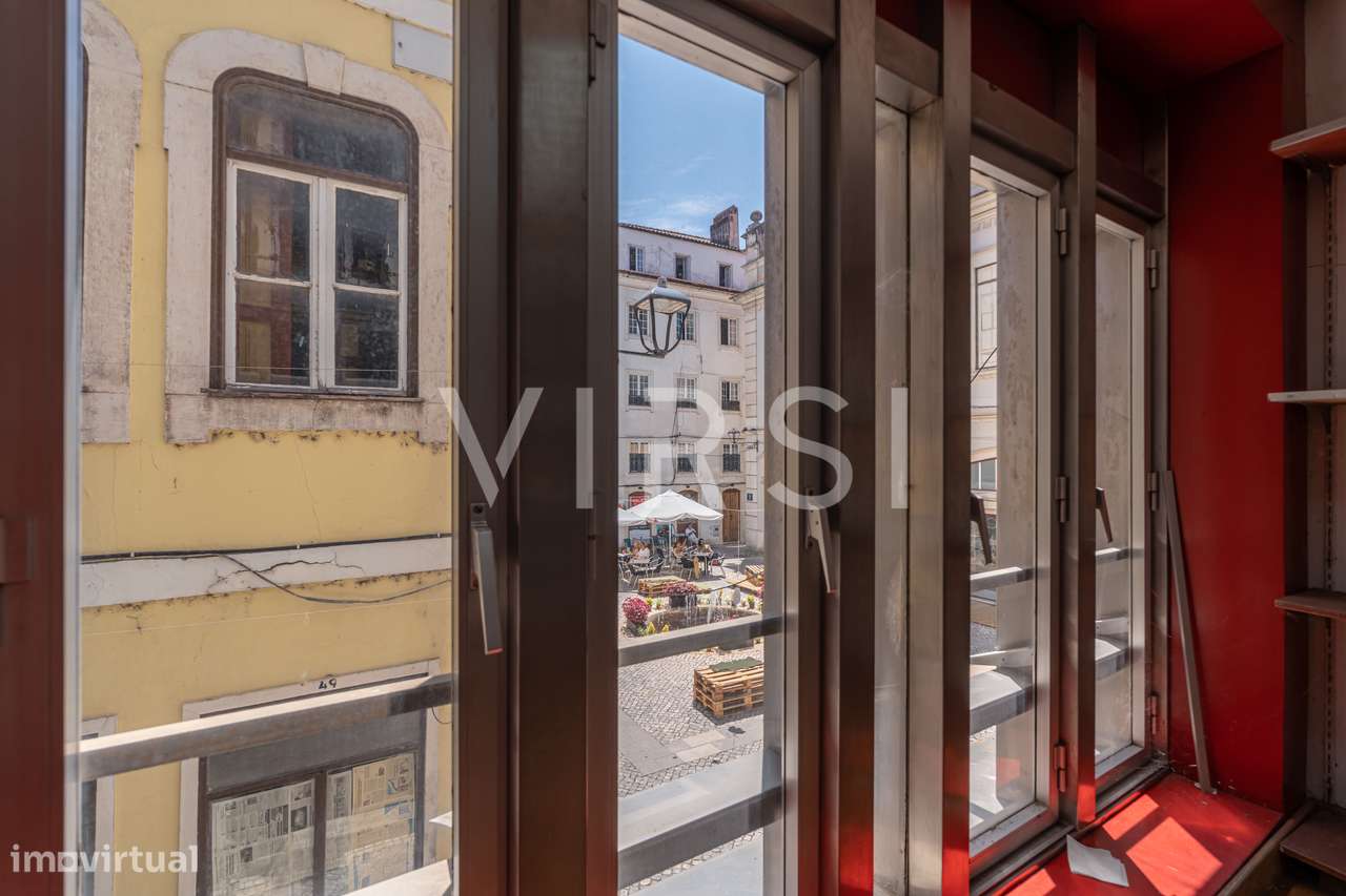 Prédio em plena baixa da cidade - centro Coimbra-12