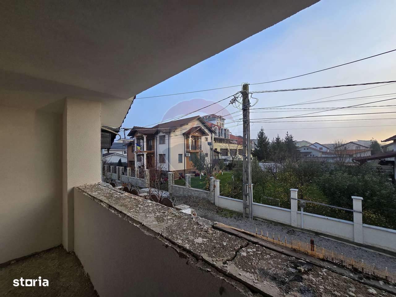 Apartament 3 camere de vânzare COMISION 0% - Imagine principală: 4/8