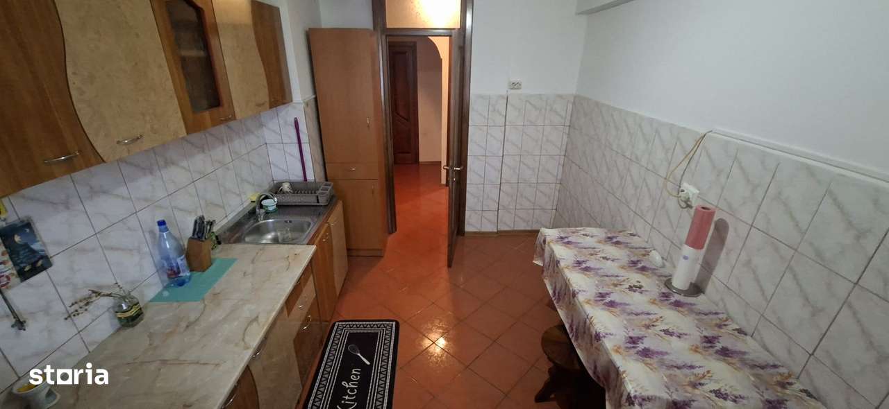 Etaj 2-Mioritei(str.Banatului)-2 cam decomandat-62 mp-centrala-PVC-7