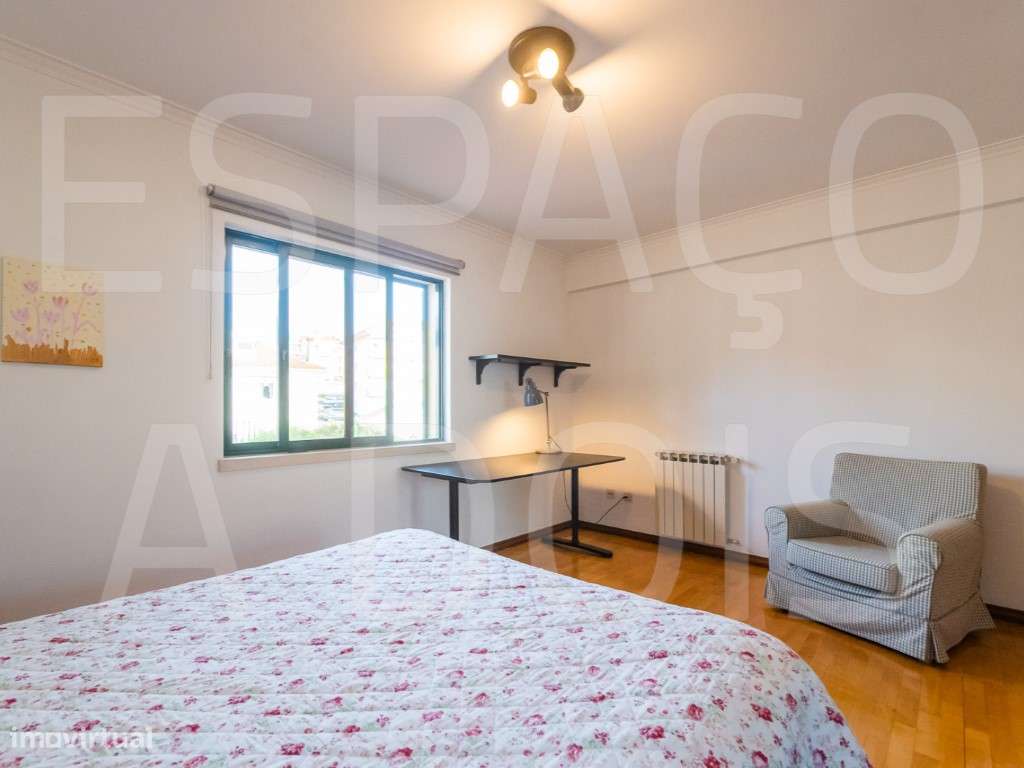 OPORTUNIDADE ÚNICA! Ótima qualidade de construção. Muito soalheira ...-48