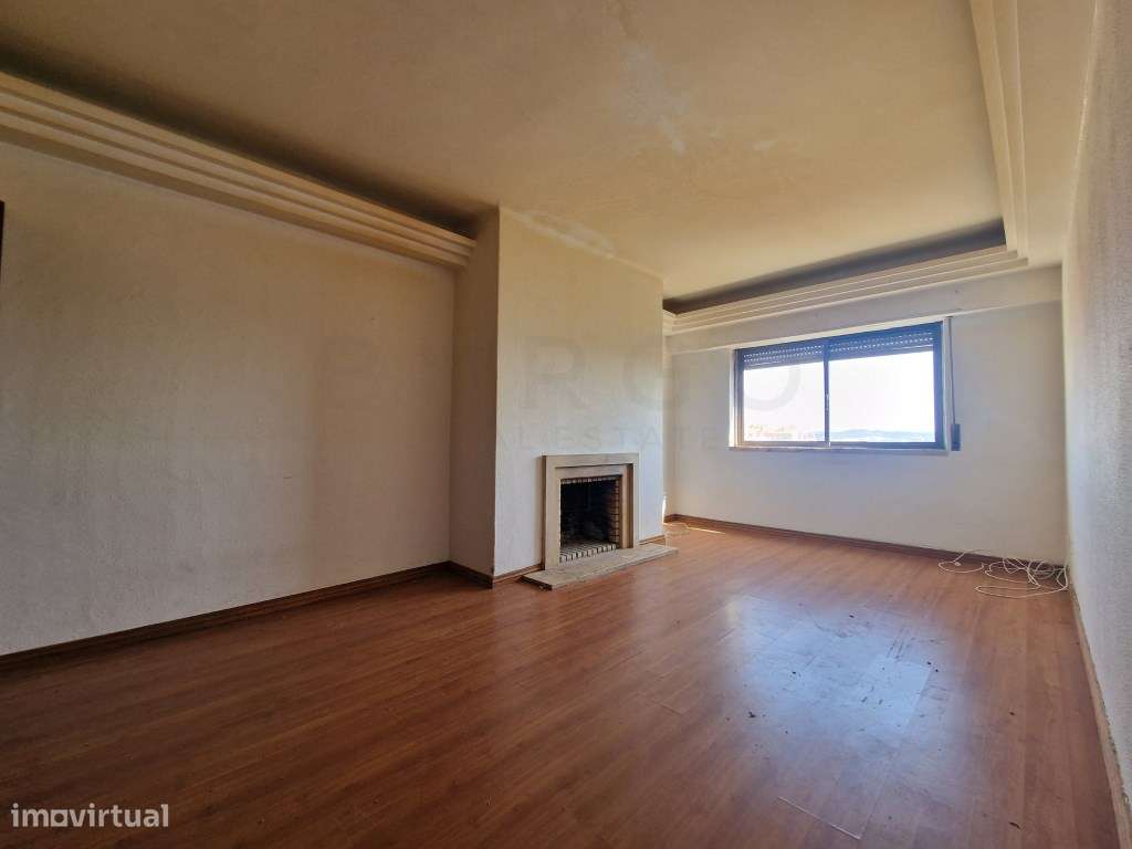 Espaçoso apartamento T2, localizado em São Marcos, Cacém.-18