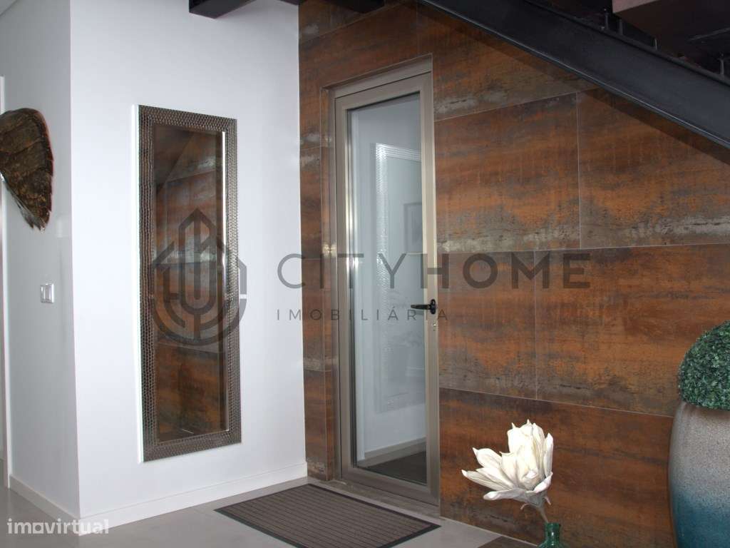 Moradia T5 com vista panorâmica de 180º sobre o mar em Loulé-6