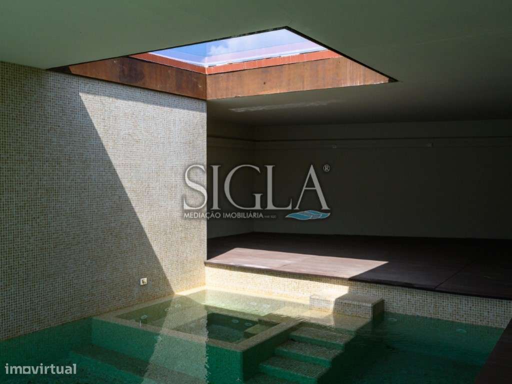 Moradia com Piscina em 1ª linha de Praia - Grande imagem: 5/52