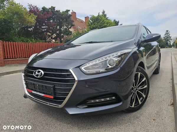 Hyundai i40 Kombi 1.7 CRDi Premium - 1