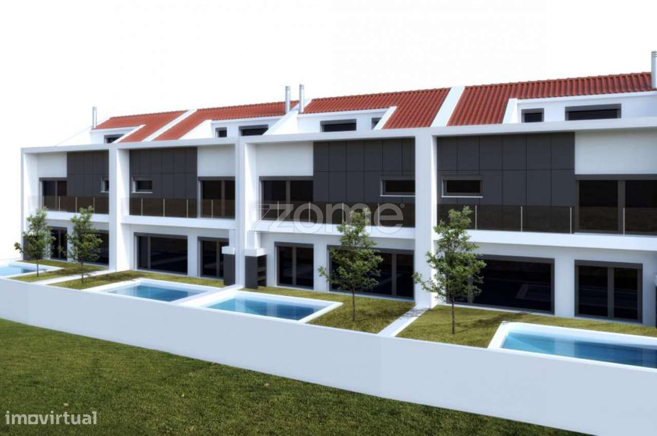 Moradia T4 Contemporanea Com Piscina Em Alcochete