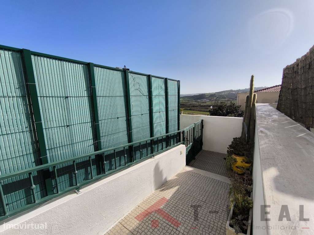 Moradia T3+1 próxima das praias-26