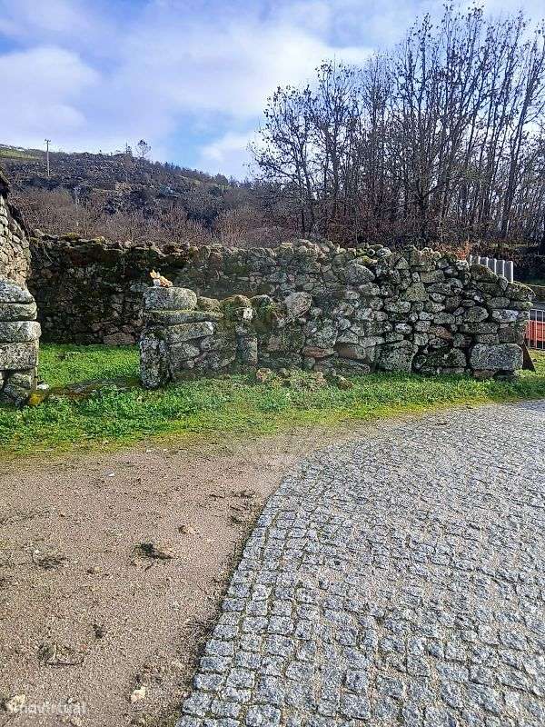 Moradia T2 para venda-21