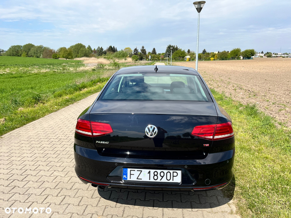 Volkswagen Passat 1.8 TSI BMT Highline DSG - 9