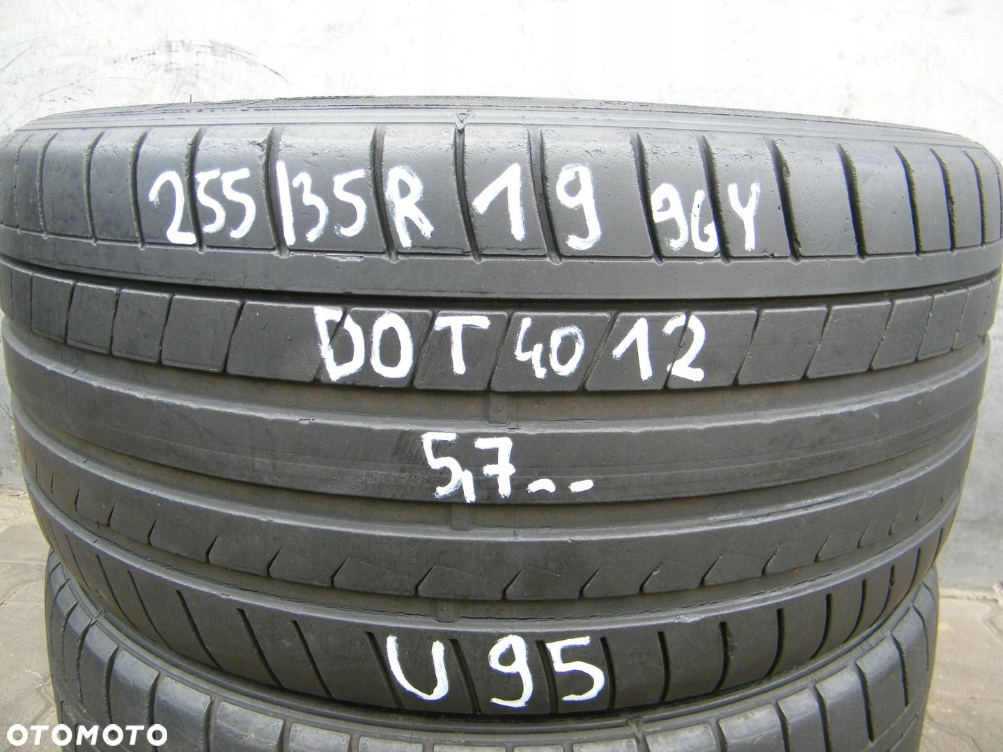 U95 2xLATO 255/35R19 96Y DUNLOP SP SPORT MAXX GT - 3