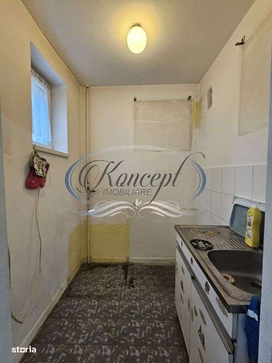 Apartament cu potential, etaj intermediar, strada Busteni - Imagine principală: 4/6