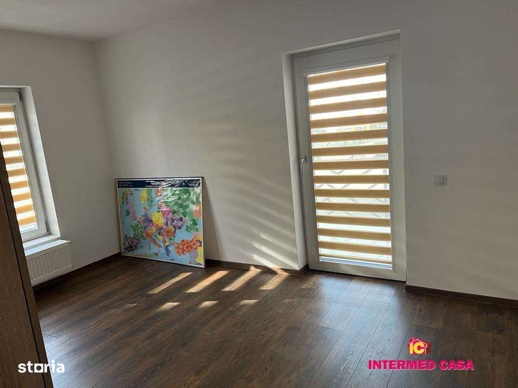 Apartament 3 camere zona Calea Cisnadiei-6