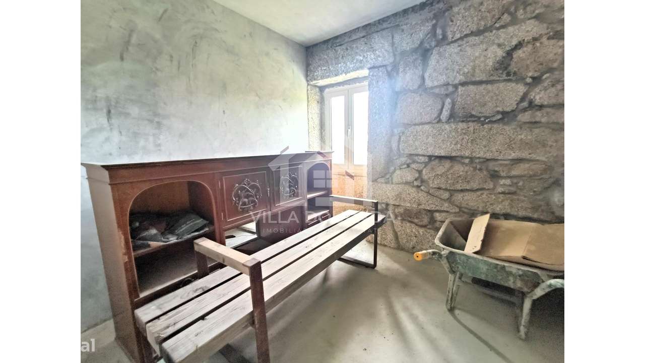 Oportunidade Única em Farves, Vouzela!-12