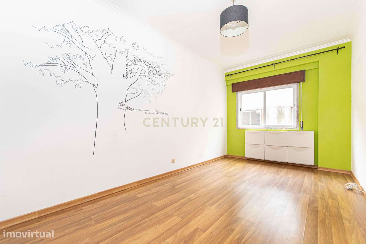 Apartamento T3 + 74m2 de área extra em Agualva-Cacém - Grande imagem: 4/26