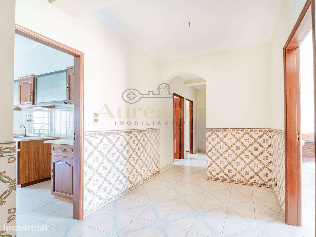 Oportunidade: T3 no Centro de Ourém em Prédio com Elevador-6