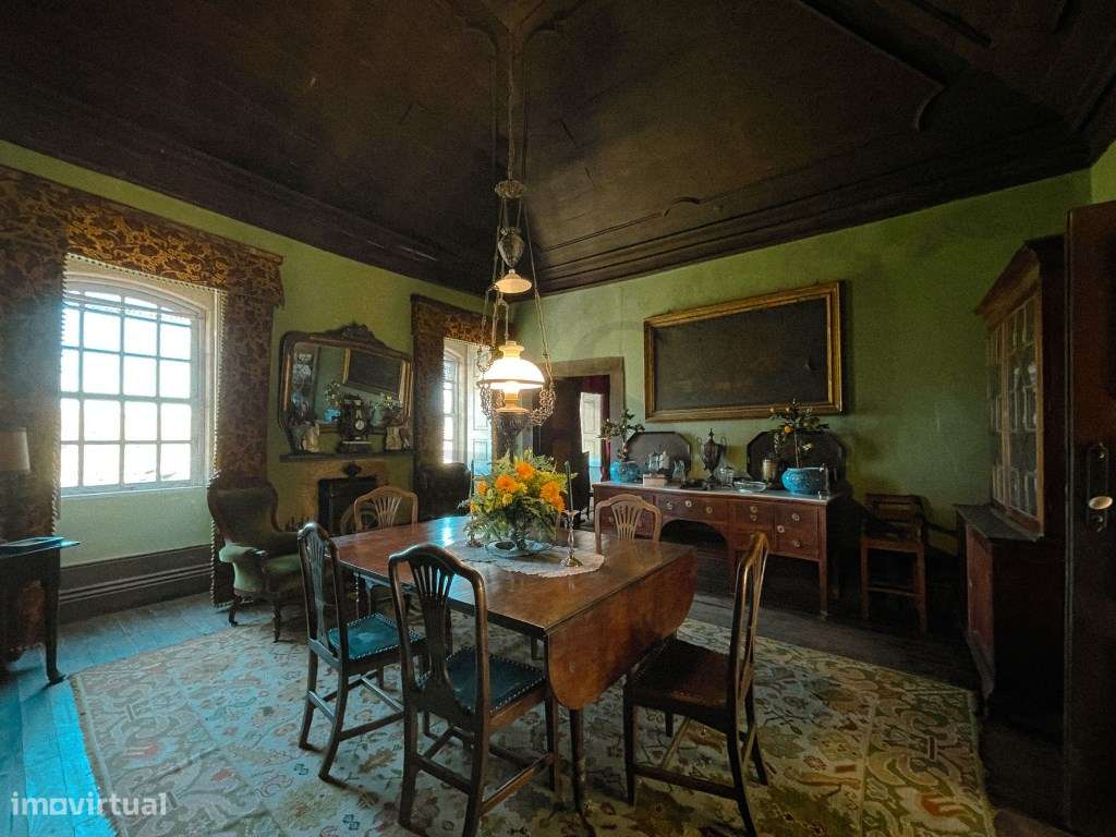 Casa Senhorial Brasonada do Século XVIII na Região do Douro-35