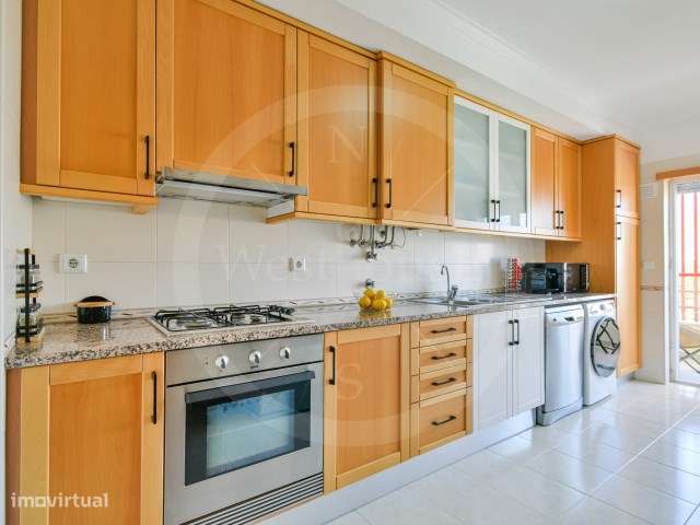 Apartamento T2 com 139m2 de área total em Torres Vedras-9