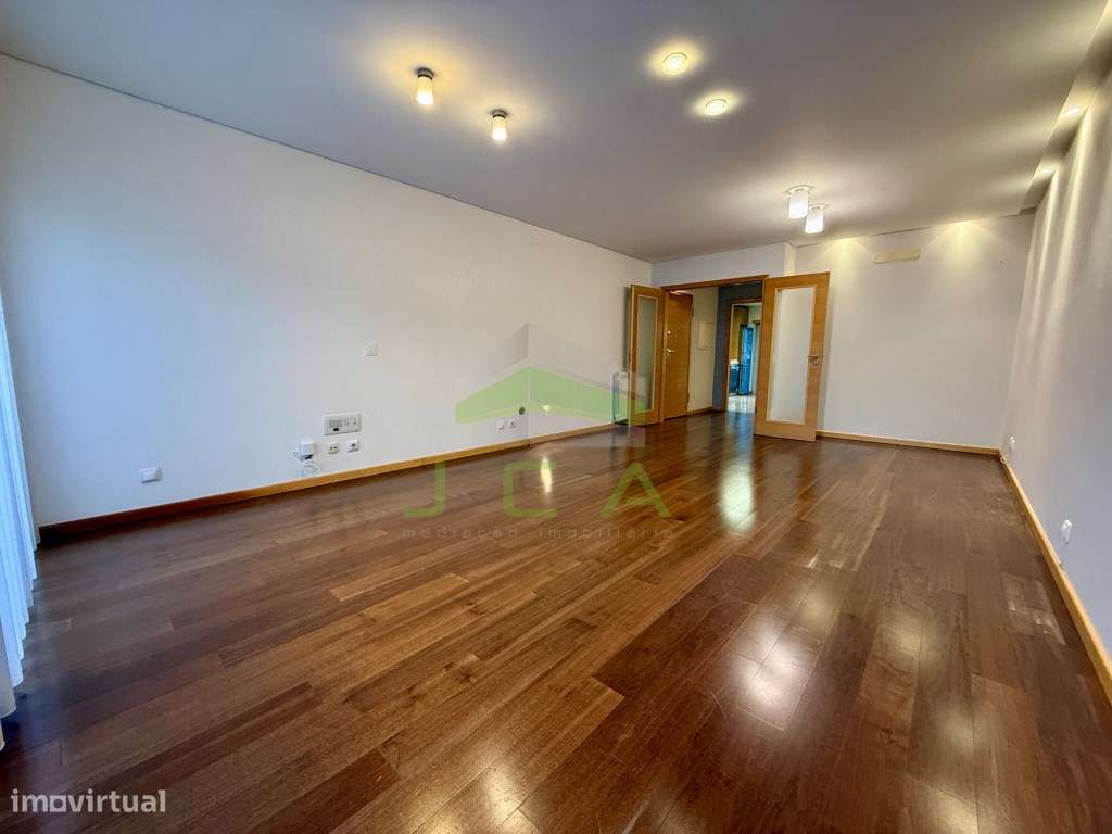 Apartamento T3 no centro de Leiria - Grande imagem: 5/23